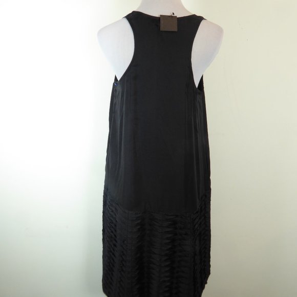 Club Monaco Silk dress racer back black pleated accent sleeveless 8 shift - Picture 4 of 7